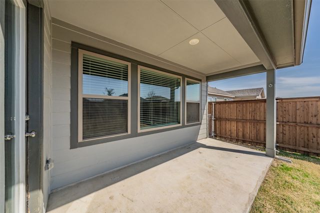 1229 Cinco Treaty Trail, Fort Worth, TX 76052