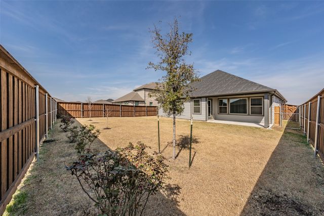 1229 Cinco Treaty Trail, Fort Worth, TX 76052