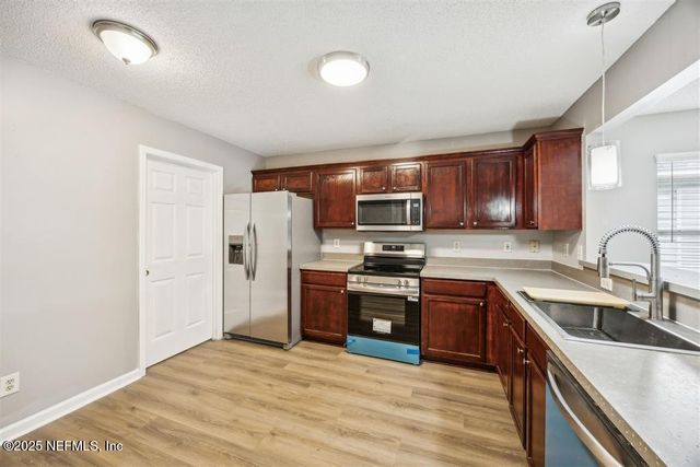 96027 TIDAL BAY Court, Yulee, FL 32097