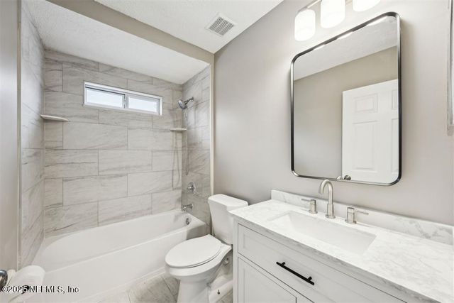 96027 TIDAL BAY Court, Yulee, FL 32097