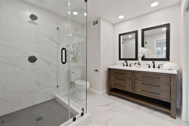 4816 W Mockingbird Lane, Dallas, TX 75209