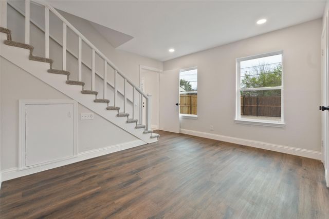 4816 W Mockingbird Lane, Dallas, TX 75209