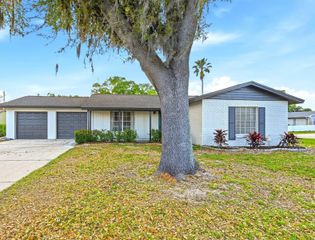 18320 DOLLY BROOK LANE, Lutz, FL 33549