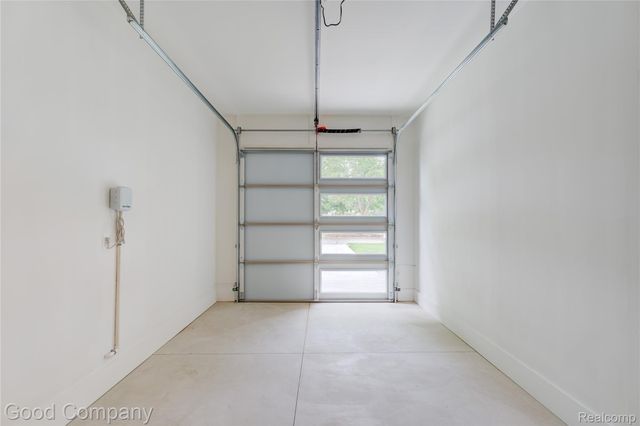 1816 Clifton Avenue, Royal Oak, MI 48073