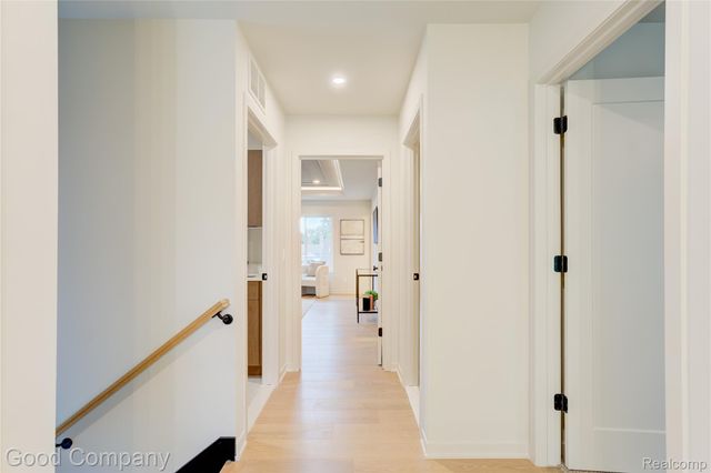 1816 Clifton Avenue, Royal Oak, MI 48073