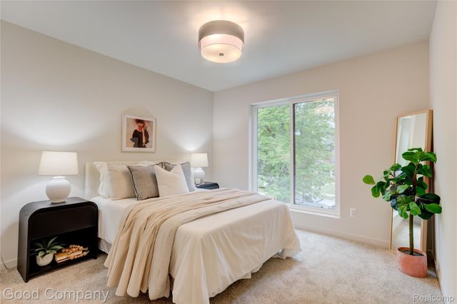 1816 Clifton Avenue, Royal Oak, MI 48073