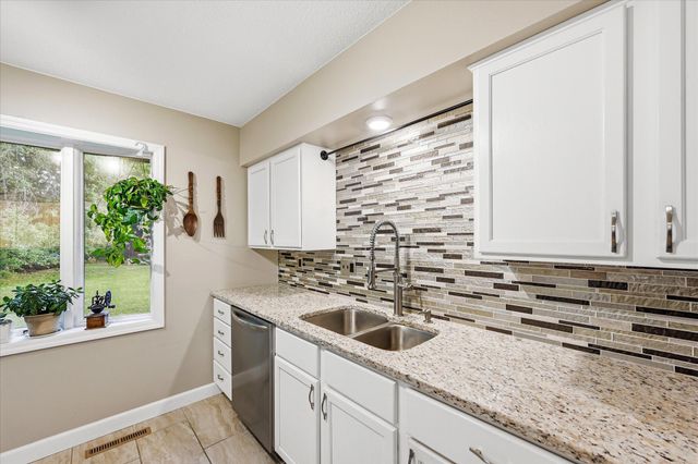 16525 Bataan Street NE, Ham Lake, MN 55304