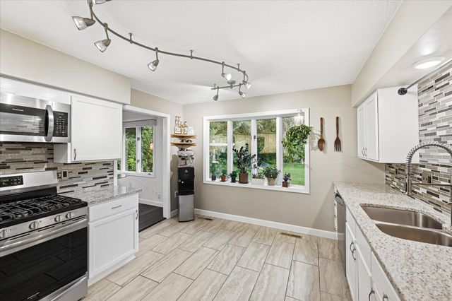 16525 Bataan Street NE, Ham Lake, MN 55304