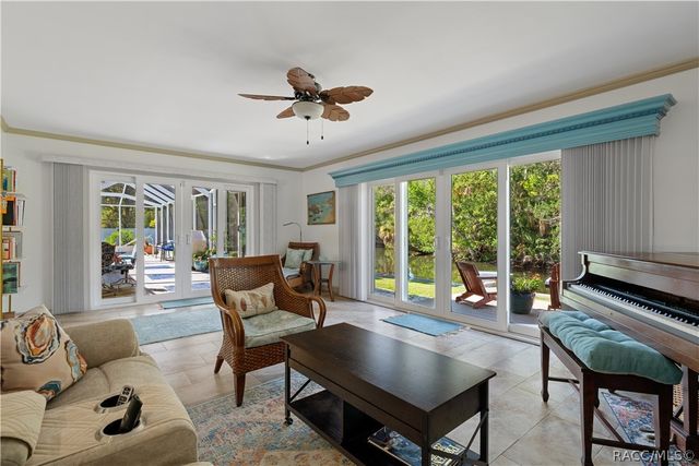 2160 N Watersedge Drive, Crystal River, FL 34429