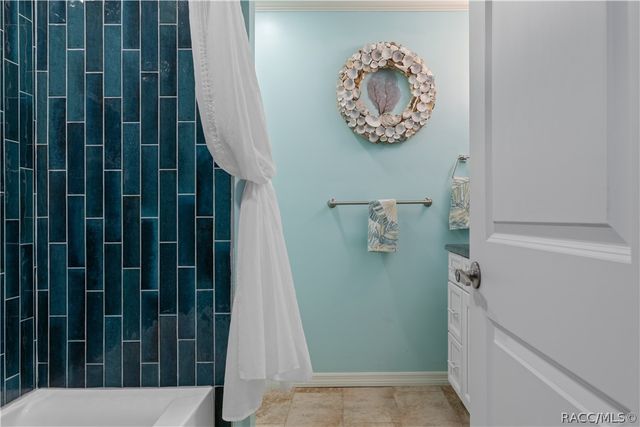 2160 N Watersedge Drive, Crystal River, FL 34429