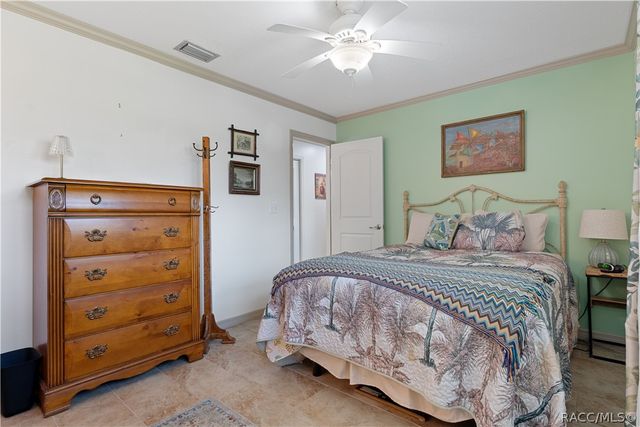 2160 N Watersedge Drive, Crystal River, FL 34429