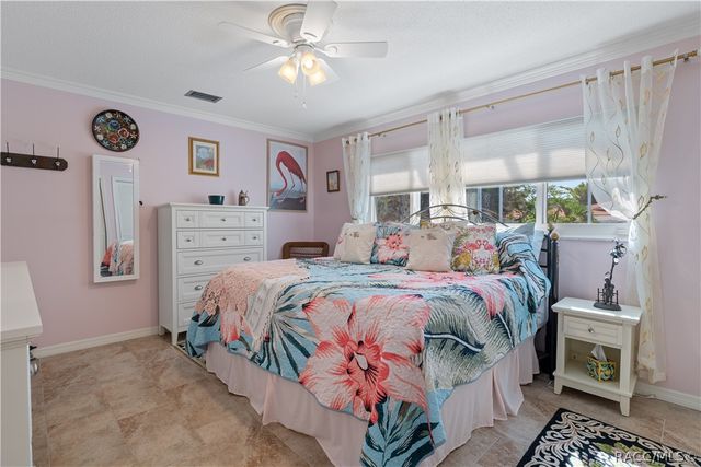 2160 N Watersedge Drive, Crystal River, FL 34429