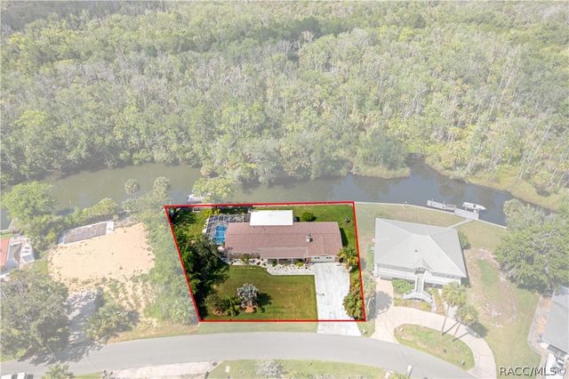2160 N Watersedge Drive, Crystal River, FL 34429
