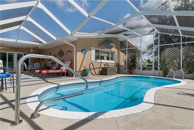 2160 N Watersedge Drive, Crystal River, FL 34429