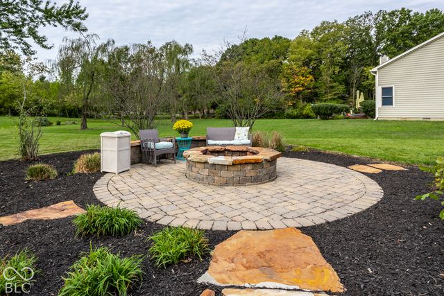 10341 Dolphin Lane, Indianapolis, IN 46256
