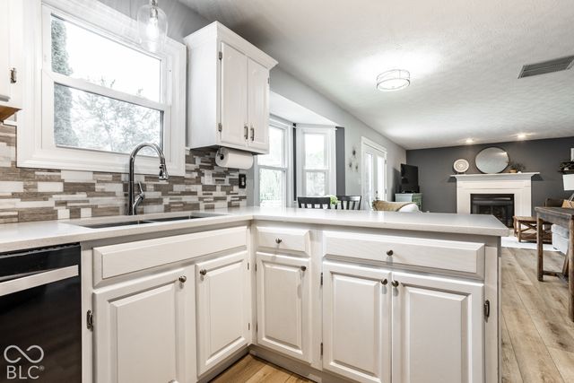 10341 Dolphin Lane, Indianapolis, IN 46256