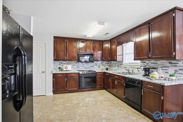 106 Braves Drive, Huntsville, AL 35811