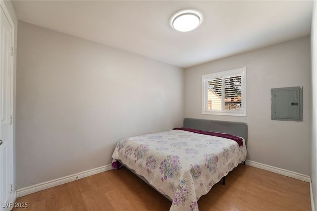 1943 Quintearo Street, Las Vegas, NV 89115