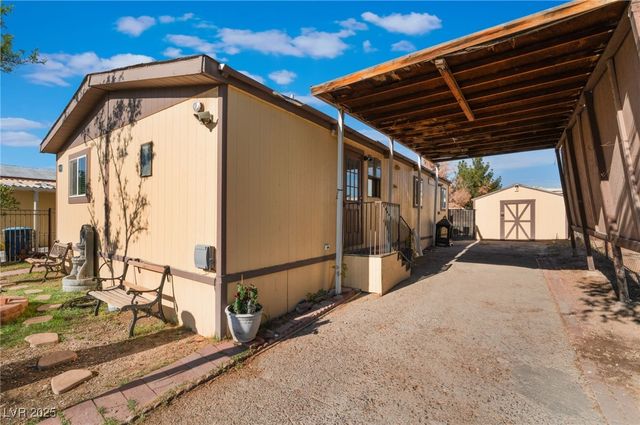 1943 Quintearo Street, Las Vegas, NV 89115