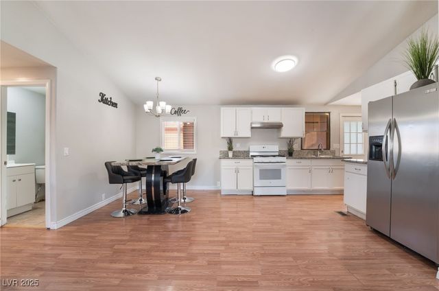 1943 Quintearo Street, Las Vegas, NV 89115