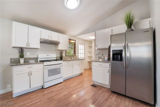 1943 Quintearo Street, Las Vegas, NV 89115