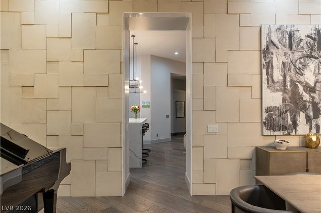 4050 North Tomsik Street, Las Vegas, NV 89129