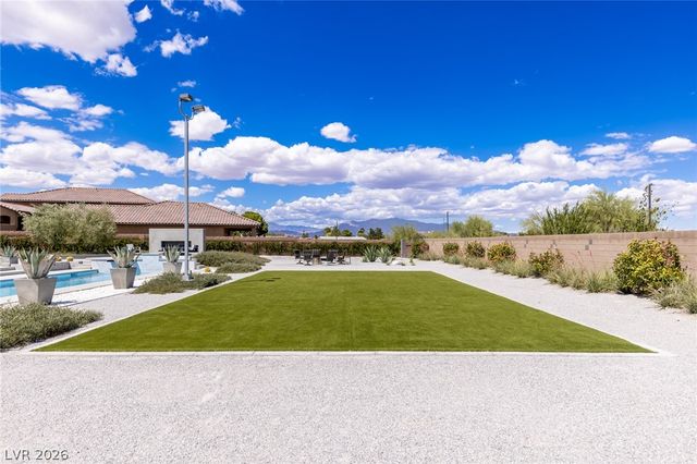 4050 North Tomsik Street, Las Vegas, NV 89129
