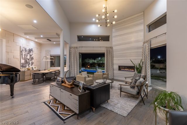 4050 North Tomsik Street, Las Vegas, NV 89129