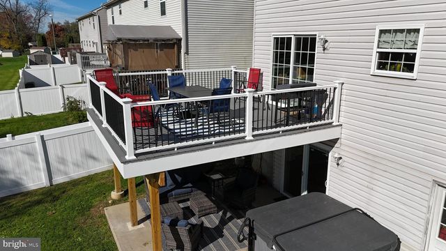 1014 DAISY DR, Temple, PA 19560