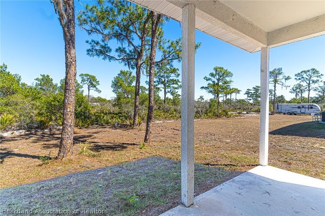 1406 Bittersweet Street, Lake Placid, FL 33852