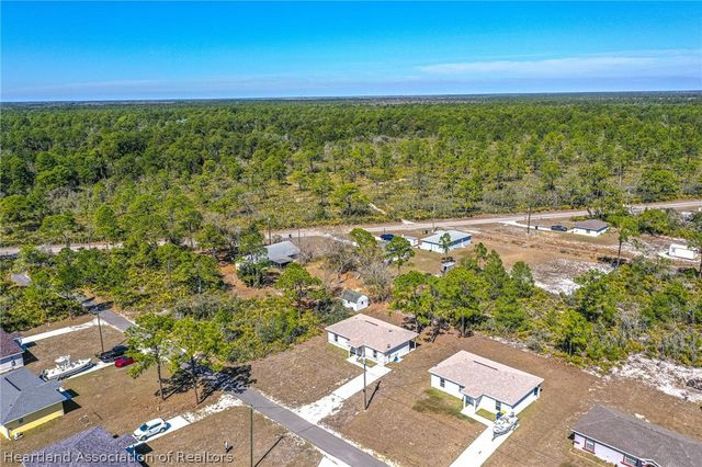 1406 Bittersweet Street, Lake Placid, FL 33852