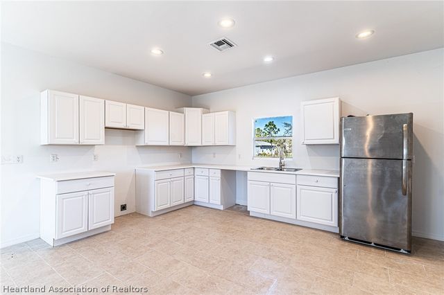 1406 Bittersweet Street, Lake Placid, FL 33852