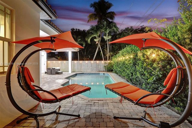 1207 SW 21st St, Fort Lauderdale, FL 33315