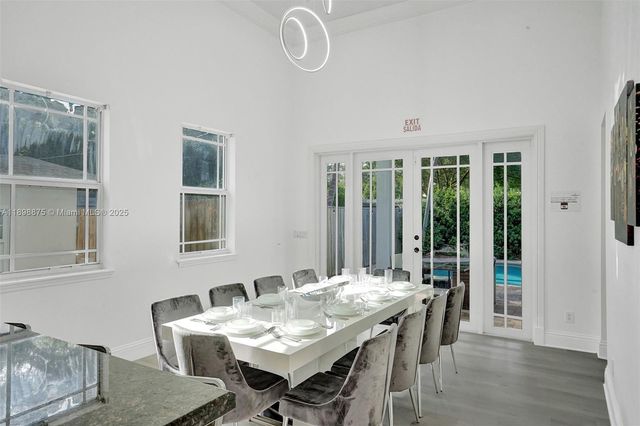 1207 SW 21st St, Fort Lauderdale, FL 33315