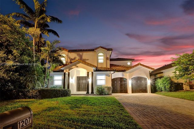 1207 SW 21st St, Fort Lauderdale, FL 33315