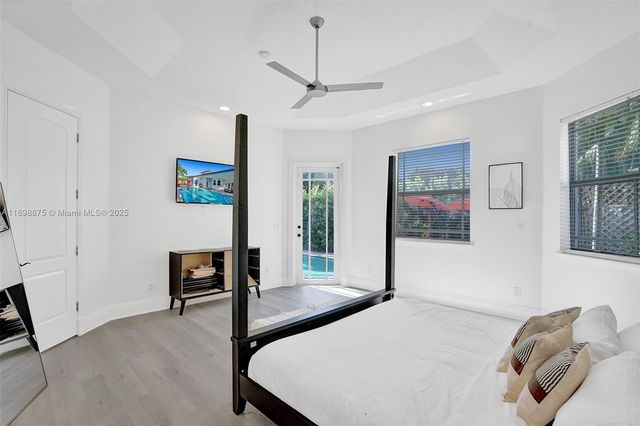 1207 SW 21st St, Fort Lauderdale, FL 33315