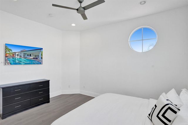 1207 SW 21st St, Fort Lauderdale, FL 33315