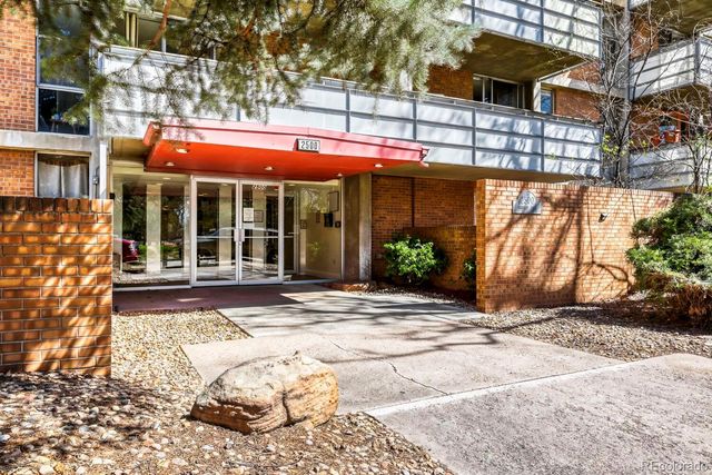 2500 S York Street 402, Denver, CO 80210