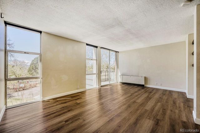 2500 S York Street 402, Denver, CO 80210