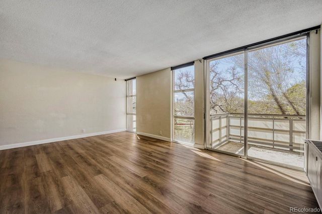 2500 S York Street 402, Denver, CO 80210