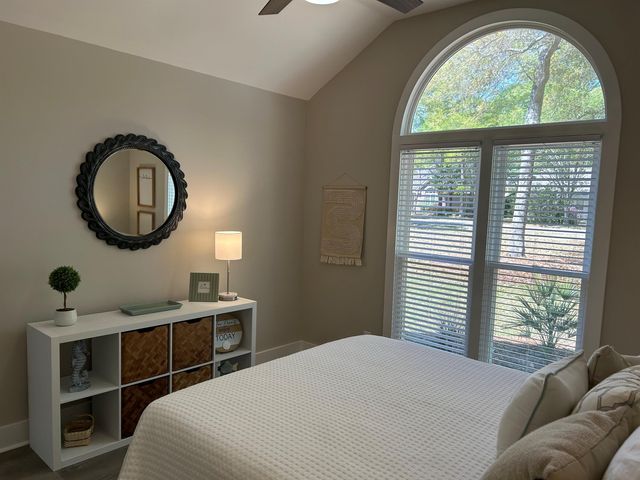 3947 Spanner Way, Murrells Inlet, SC 29576