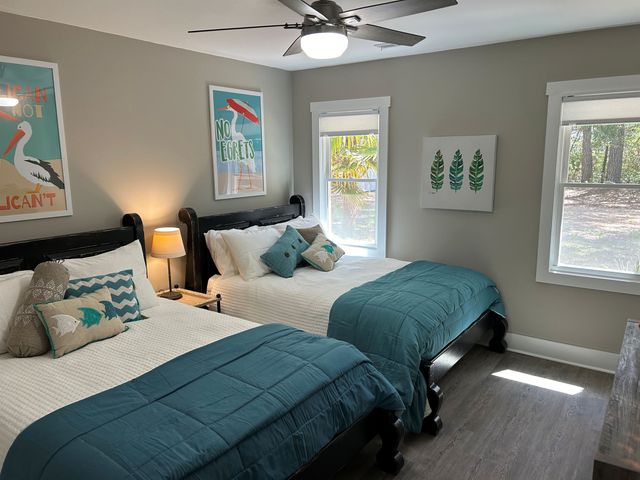 3947 Spanner Way, Murrells Inlet, SC 29576