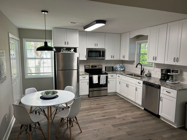 3947 Spanner Way, Murrells Inlet, SC 29576
