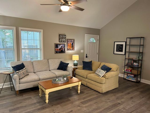 3947 Spanner Way, Murrells Inlet, SC 29576
