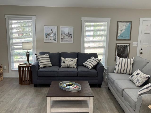 3947 Spanner Way, Murrells Inlet, SC 29576