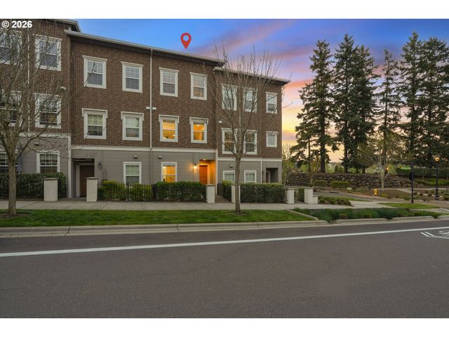 28715 Sw VILLEBOIS Dr, Wilsonville, OR 97070