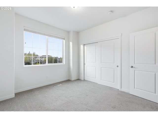 28715 Sw VILLEBOIS Dr, Wilsonville, OR 97070