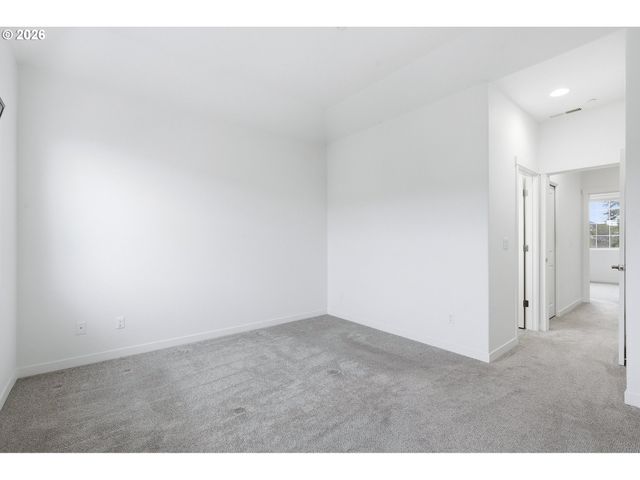 28715 Sw VILLEBOIS Dr, Wilsonville, OR 97070