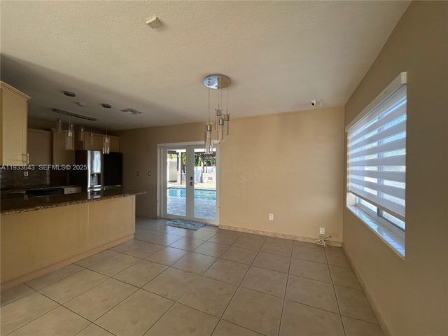 6202 SW 107th Ave, Miami, FL 33173