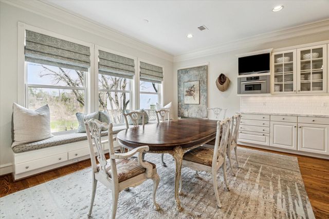 5602 Indian Circle, Houston, TX 77056